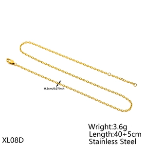 Macro detail of 0.2cm gold stainless steel chain showing 40+5cm adjustable length