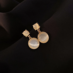 Elegant gold-plated double-circle drop earrings with iridescent creamy white cat-eye stones