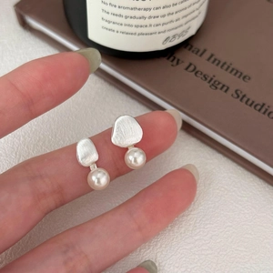 Minimalist 925 sterling silver brushed metal earrings with round white pearls