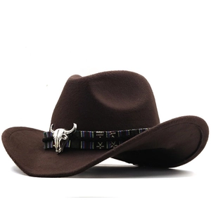 Dunkelbrauner Cowboyhut aus Filz mit ethnischem Band und silbernem Stierkopf-Ornament