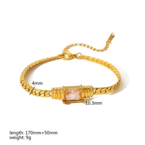 18K gold plated stainless steel bracelet with square pink zircon and measurement details