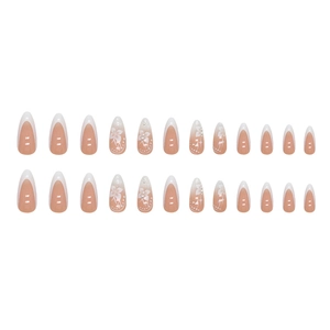 Faux ongles amande french avec perles papillon blanches et strass floraux élégants