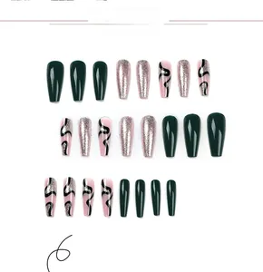 Détails de faux ongles longs ballerine avec vert foncé, paillettes argentées et motifs à ondes