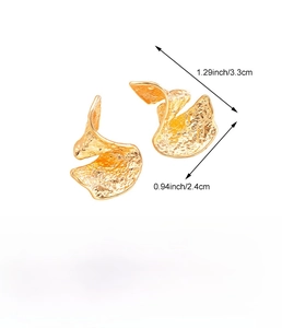 Detailed size chart of gold irregular spiral earrings with zinc alloy texture