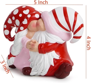 Detailed size chart of resin gnome couple statue measuring 5x4x3 inches for home decor