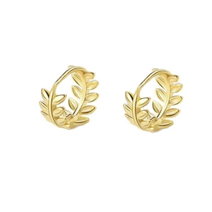 Elegant gold leaf hoop earrings in a laurel wreath design for a minimalist fashion look