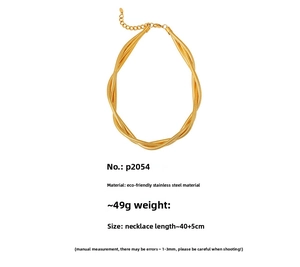 Detail of 49g gold triple strand twisted snake chain necklace made of stainless steel
