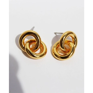 Fashionable gold-plated brass double-circle stud earrings with a polished metallic finish