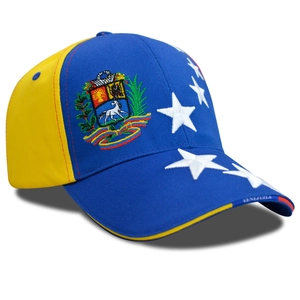 Dettaglio del ricamo della bandiera del Venezuela e dello stemma su un cappellino