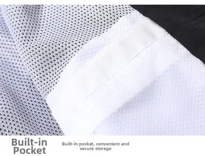 Detail van de binnenzak en witte mesh-voering van het sportieve herenjack