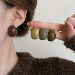 Boucles d'oreilles ovales en résine forme C couleurs Morandi style minimaliste hiver