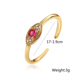 Detail of 18K gold-plated ring with red gemstone showing size 17-1.9cm and 3g weight