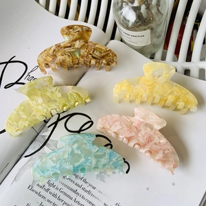 Elegant Large Hair Claw Clip Acetate Fiber Marble Floral Pattern Shark Clip Strong Hold Non-slip Hair Accessory Women