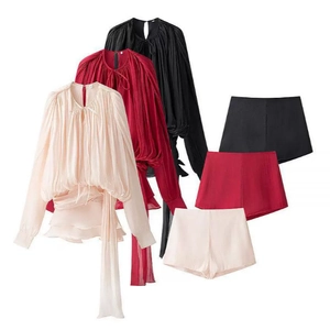 Robe Courte Plissée Femme Élégante Manches Lanternes Longues Ourlet À Volants Nœud Taille Nouée Mousseline Brillante