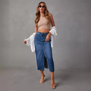 Gonna lunga di jeans a vita alta con spacco frontale e vestibilità a trapezio per donna