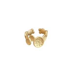 Minimalist gold tone hammered oval disc open adjustable ring with vintage bohemian style