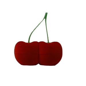 Joyero de terciopelo con forma de cereza roja y tallos verdes para anillos y aretes
