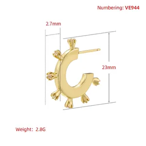 Minimalist C-shaped gold crescent earrings with cubic zirconia, 23mm height for women