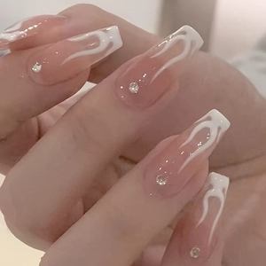 Unghie Finte Press On Francesi Fiamma Bianca Lungo Bara Con Strass Rosa Nude Unghie Artificiali Per Donne