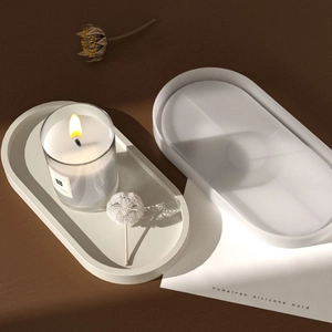 Détail macro du moule en silicone ovale pour plateaux et plats en résine époxy