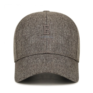 Men's outdoor baseball cap in dark brown fabric with B 1913 embroidery on hard crown