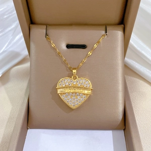Heart Pendant Necklace MAMA Letter Stainless Steel Chain Copper Cubic Zirconia Inlaid Elegant Jewelry Women Mom Gift
