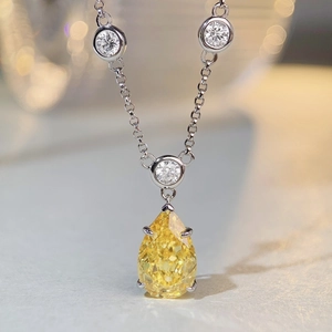 Elegant S925 silver necklace with yellow pear-cut drop gemstone and bubble chain
