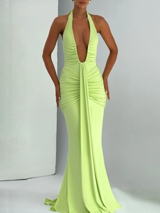 Robe dos nu sexy vert fluo avec décolleté en V profond et élégante coupe sirène plissée