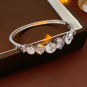 Luxury Geometric Zircon Bangle Bracelet Copper Hinged Clasp Versatile Fashion Hand Accessory For Women