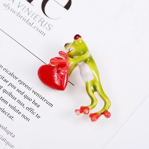 Retro frog brooch with red heart in green enamel and gold finish for women
