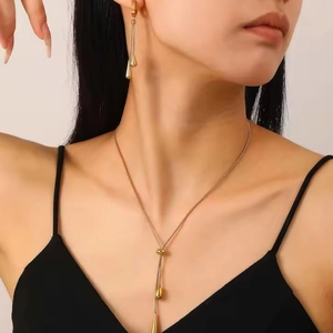 Ensemble collier en Y et boucles d'oreilles goutte en acier inoxydable plaqué or 18K
