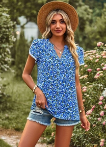 Floral print V-neck short sleeve top with delicate white lace trim detail