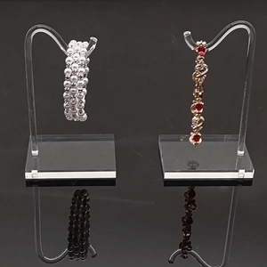 Acrylic Bracelet Display Stand Transparent S-Shaped Jewelry Holder Bangle Watch Rack Stable Base Retail Props
