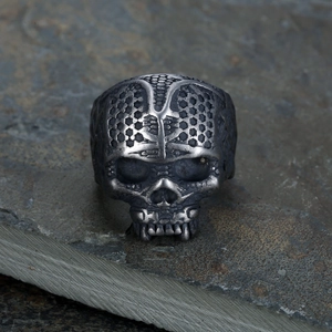 Men's punk style stainless steel skull ring with vintage honeycomb texture detail