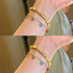 Bracelet Et Collier Trèfle À Quatre Feuilles En Cuivre Zircon Bijoux Rétro Élégants Plaqués Or Pour Femmes Mode Accessoires
