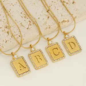 Collier Pendentif Lettre Creuse Plqué Or 18K Acier Inoxydable Strass Étiquette Carrée Chaîne Serpent Pour Femmes