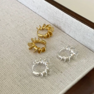 Minimalist S925 sterling silver twisted spiral hoop earrings in gold and silver finishes