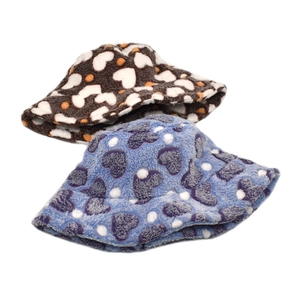 Chapeaux bob en peluche à motif cœur pour femmes en styles de fausse fourrure chaude