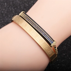 Dreiteiliges Herren-Armband-Set mit römischen Ziffern und blauen Zirkonia-Akzenten