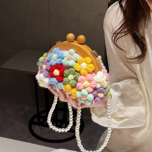 Handmade Knitted Flower Shell Bag With Wooden Clasp And Artificial Pearl Chain Strap Elegant Crochet Crossbody For Women