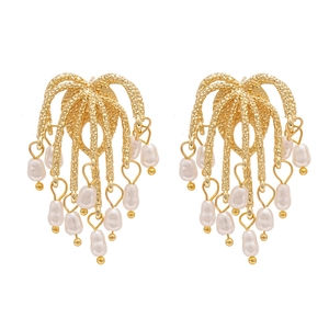 Metallic firework tassel earrings with baroque pearls and gold-plated finish