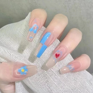 Süße Frische Blaue Blume Herz Musiknote Muster Lange Sarg Aufdrücknägel Einfacher Stil Tragbare Künstliche Nägel Mit Kleber Für Mädchen