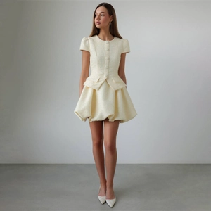 Completo In Tweed Da Donna Top Con Peplo A Maniche Corte Girocollo E Mini Gonna A Palloncino Elegante Vintage Bianco Crema