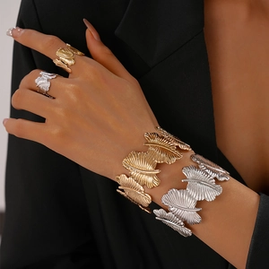 Metal Leaf Texture Open Cuff Bracelet And Ring Set Women Bohemian Style Vintage Feather Design Electroplated Elegant Jewelry