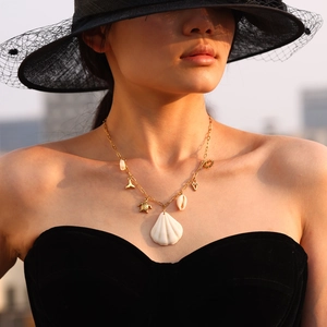 Gold stainless steel necklace with natural shell and sea turtle charms for women beach wear