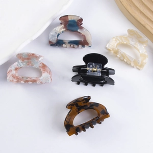 Lot de cinq pinces à cheveux de 5cm avec motifs marbre et écaille de tortue