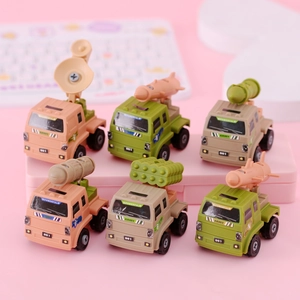 Set aus 6 Mini-Militär-Spielzeugfahrzeugen in Beige und Olivgrün mit Army-Themen-Designs