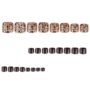 Short square leopard print and glossy brown press-on toenails set in various sizes