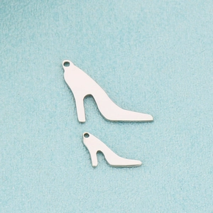 Ciondoli Scarpa Con Tacco Alto Acciaio Inossidabile Mini Charms Foro Singolo Per Creazione Gioielli DIY Collana Moda