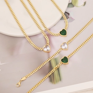 Fashion Stainless Steel Heart Pendant Necklace Bracelet For Women Elegant Rhinestone Inlaid Jewelry Gold Clavicle Chain